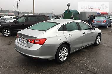 Седан Chevrolet Malibu 2016 в Косове