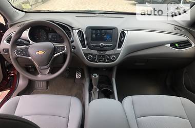 Седан Chevrolet Malibu 2016 в Киеве