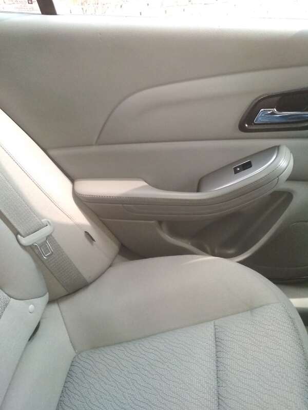 Седан Chevrolet Malibu 2014 в Тернополі