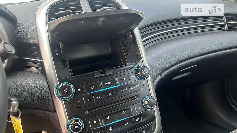 Седан Chevrolet Malibu 2014 в Дрогобыче