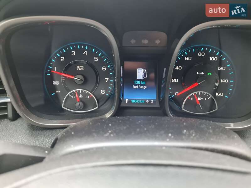 Седан Chevrolet Malibu 2014 в Ужгороді