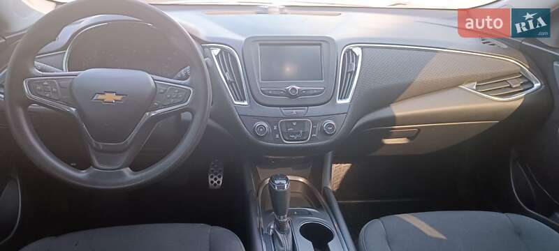 Седан Chevrolet Malibu 2016 в Києві