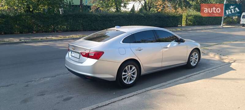 Седан Chevrolet Malibu 2016 в Києві