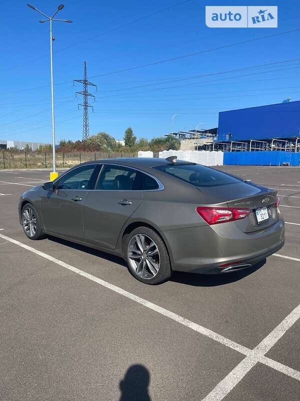 Седан Chevrolet Malibu 2019 в Ровно