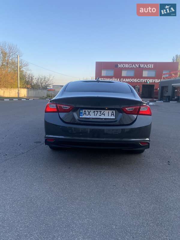 Седан Chevrolet Malibu 2015 в Киеве