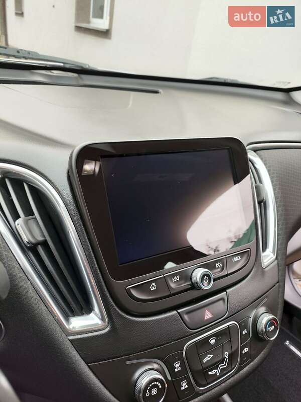 Седан Chevrolet Malibu 2016 в Вышгороде