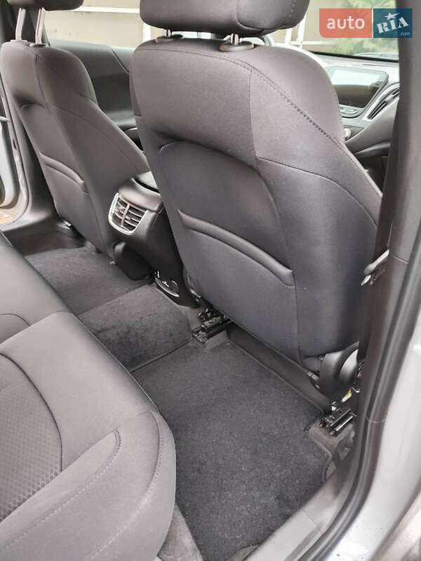 Седан Chevrolet Malibu 2016 в Вышгороде