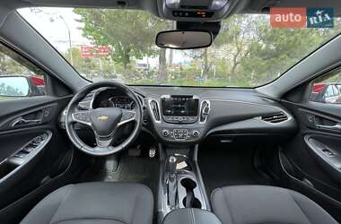 Седан Chevrolet Malibu 2016 в Одесі
