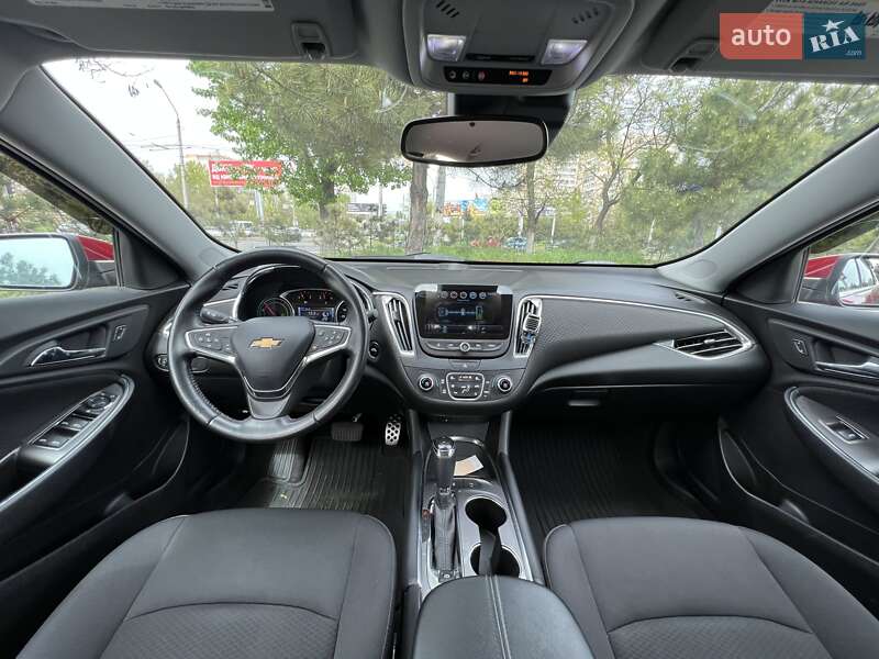Седан Chevrolet Malibu 2016 в Одесі