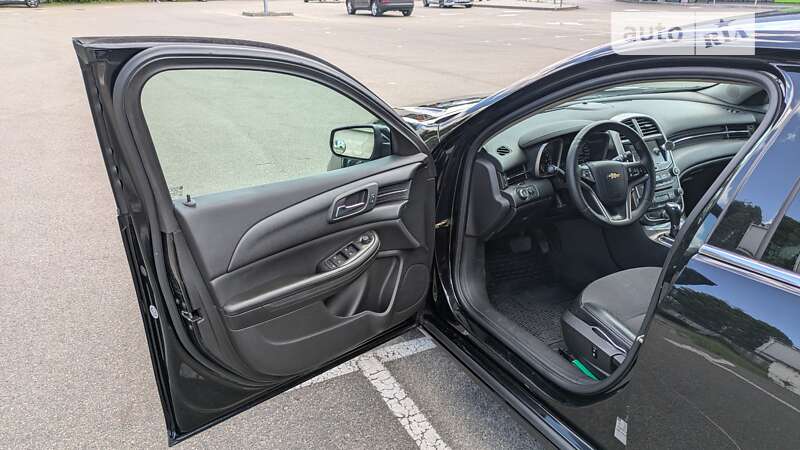 Седан Chevrolet Malibu 2016 в Києві