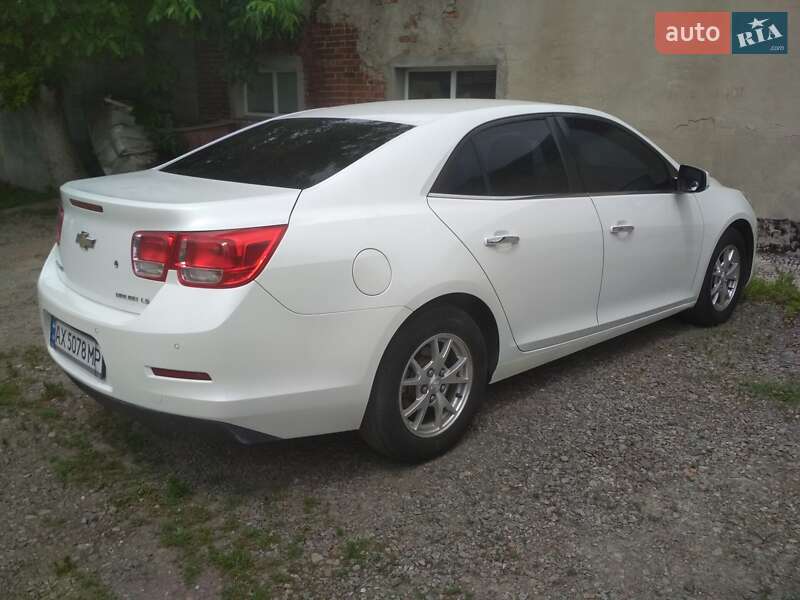 Седан Chevrolet Malibu 2015 в Харкові