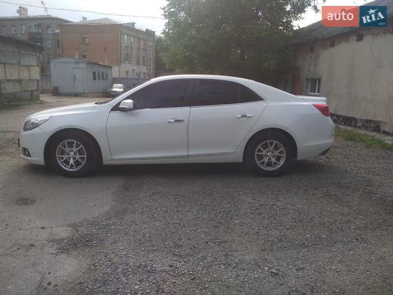 Седан Chevrolet Malibu 2015 в Харкові