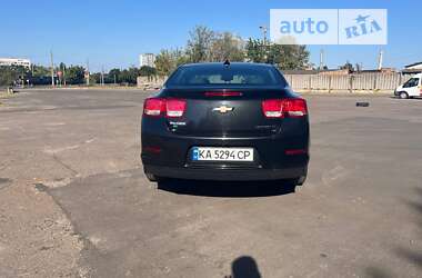 Седан Chevrolet Malibu 2014 в Киеве