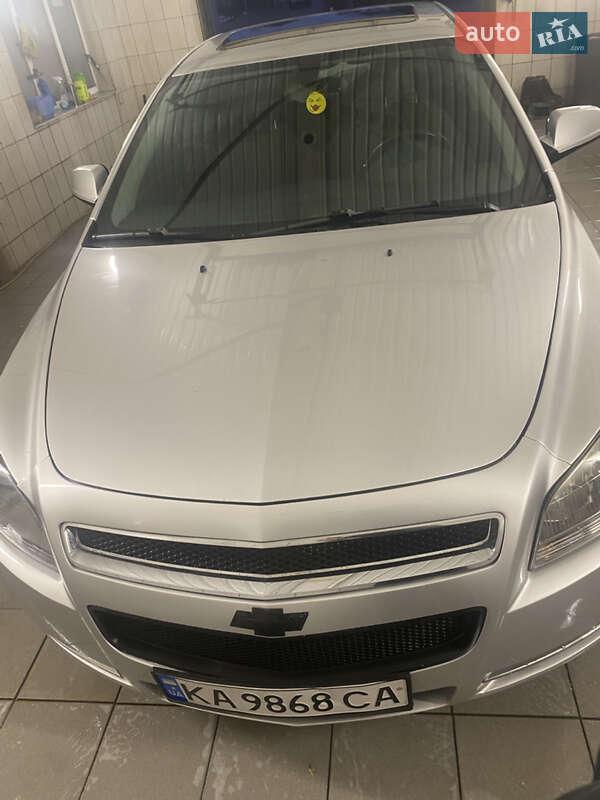Седан Chevrolet Malibu 2012 в Макарове