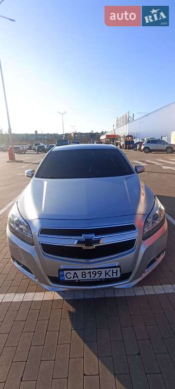 Седан Chevrolet Malibu 2015 в Умані