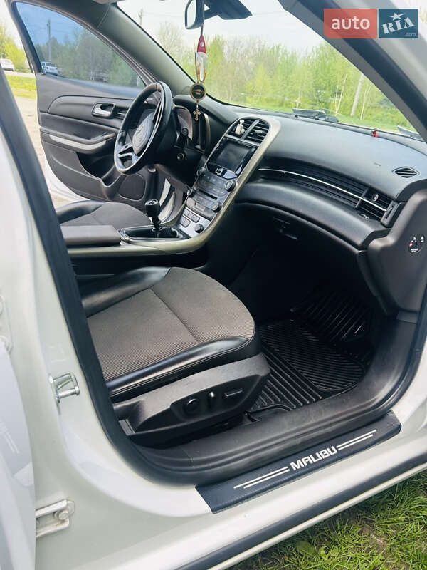 Седан Chevrolet Malibu 2012 в Золочеве