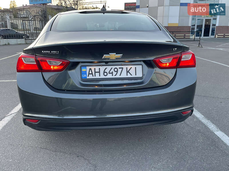 Седан Chevrolet Malibu 2016 в Одесі