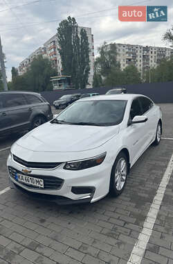 Седан Chevrolet Malibu 2016 в Киеве