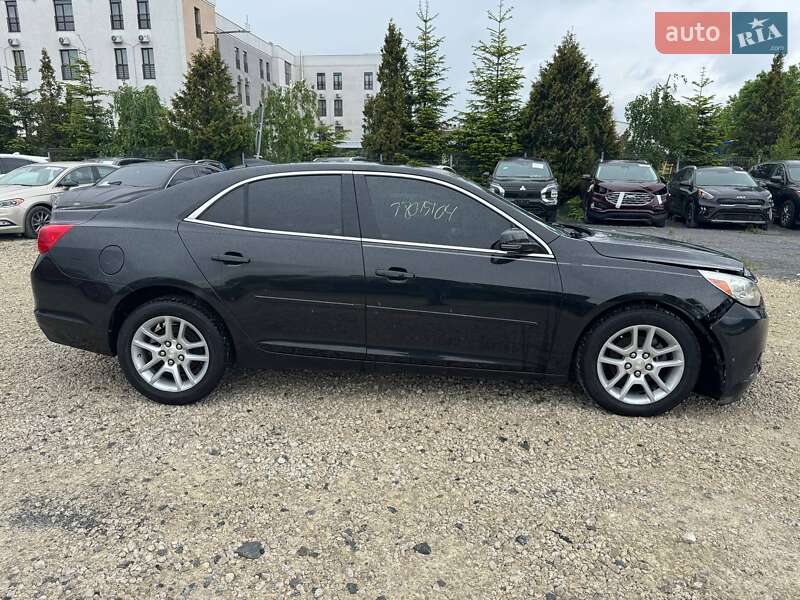 Седан Chevrolet Malibu 2014 в Львові