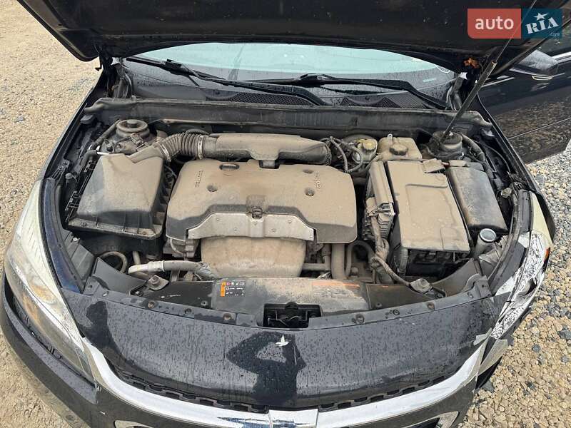 Седан Chevrolet Malibu 2014 в Львові