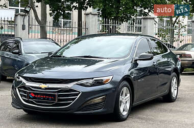 Седан Chevrolet Malibu 2019 в Одессе