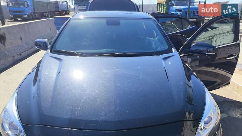 Седан Chevrolet Malibu 2015 в Жашківу