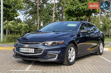 Седан Chevrolet Malibu 2016 в Киеве