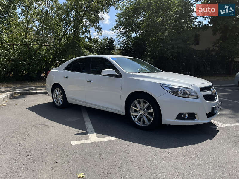Седан Chevrolet Malibu 2013 в Николаеве