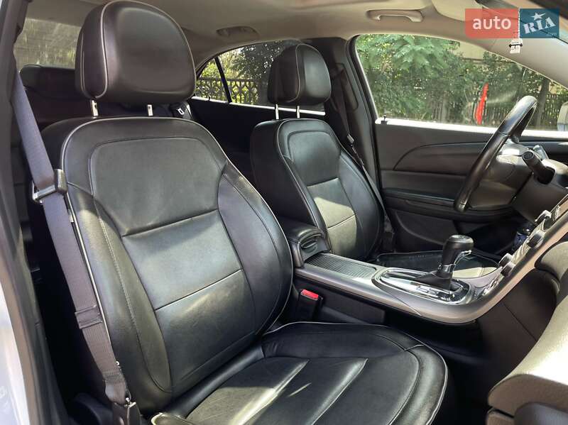 Седан Chevrolet Malibu 2013 в Николаеве
