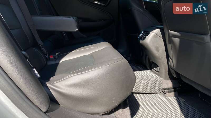 Седан Chevrolet Malibu 2016 в Виннице