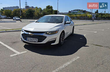 Седан Chevrolet Malibu 2020 в Києві