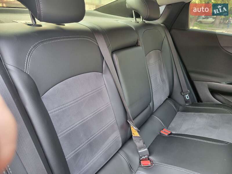 Седан Chevrolet Malibu 2018 в Запорожье