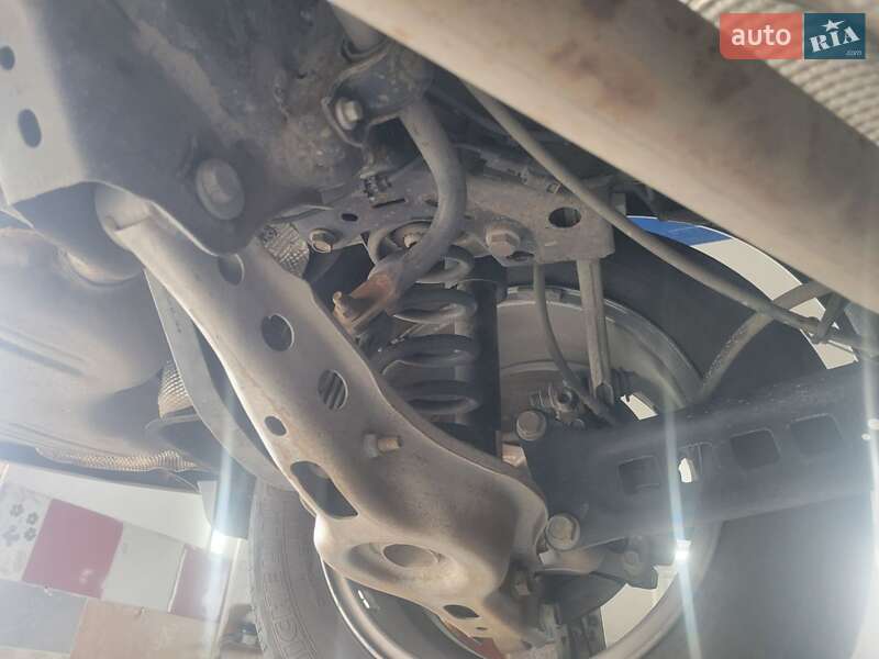 Седан Chevrolet Malibu 2018 в Запорожье