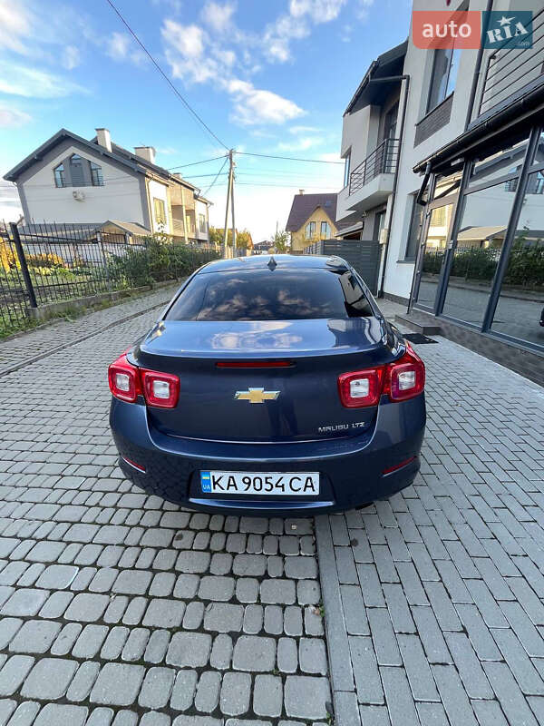 Седан Chevrolet Malibu 2013 в Львові