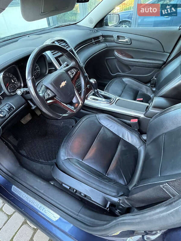 Седан Chevrolet Malibu 2013 в Львові