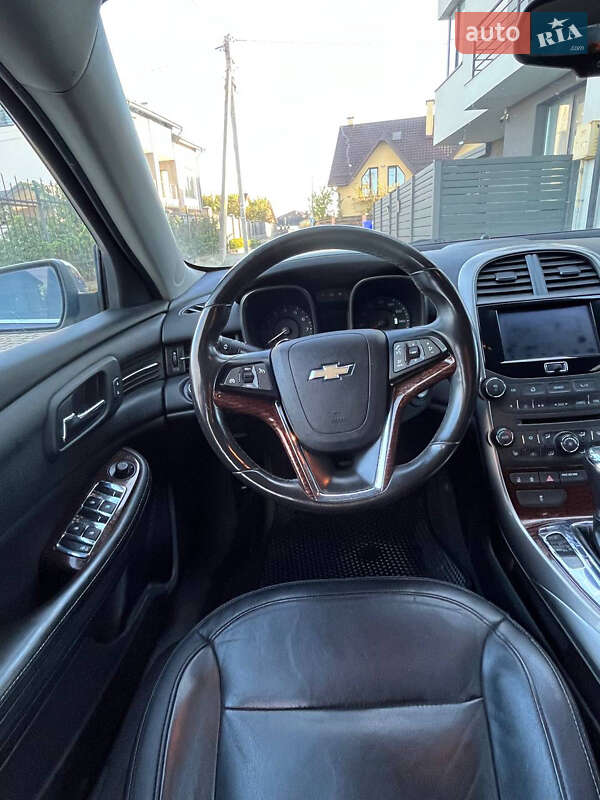 Седан Chevrolet Malibu 2013 в Львові