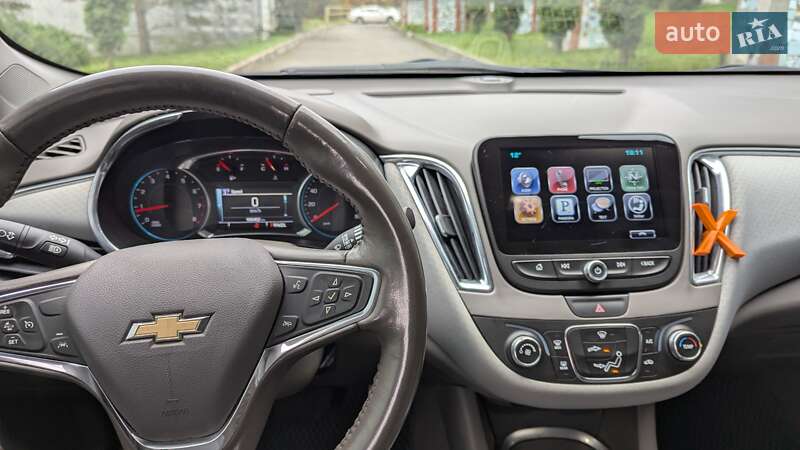Седан Chevrolet Malibu 2016 в Хмельницком