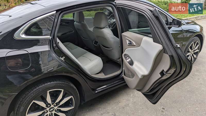 Седан Chevrolet Malibu 2016 в Хмельницком