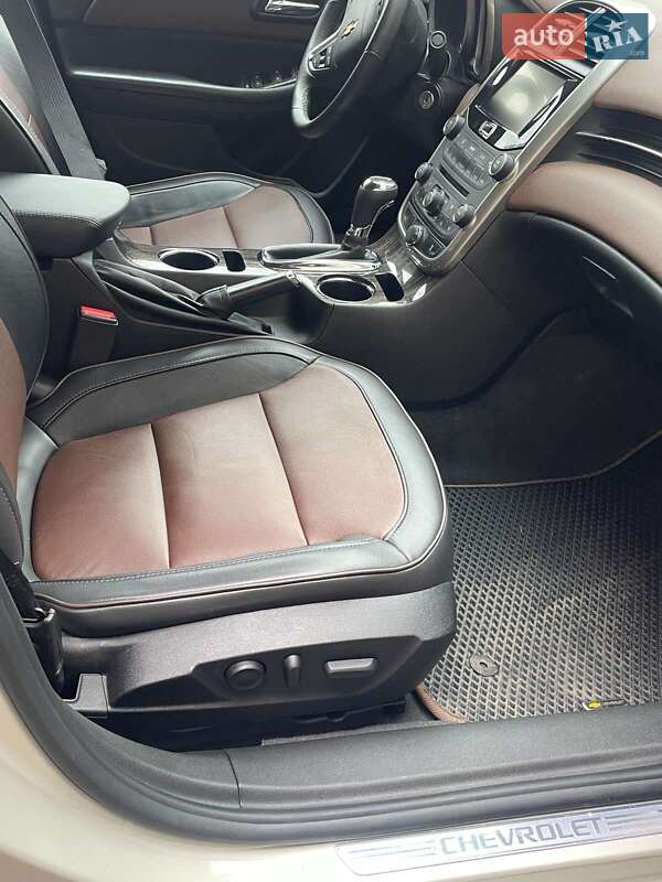Седан Chevrolet Malibu 2014 в Киеве фото 4 Седан Chevrolet Malibu 2014 в Киеве