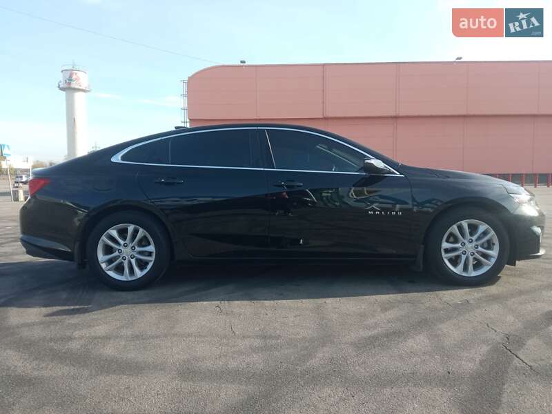 Седан Chevrolet Malibu 2016 в Києві