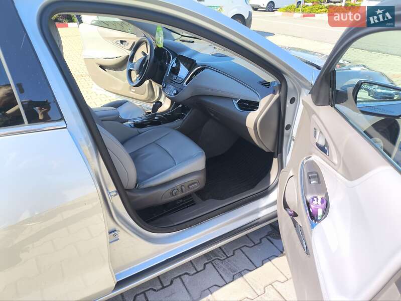 Седан Chevrolet Malibu 2016 в Одесі