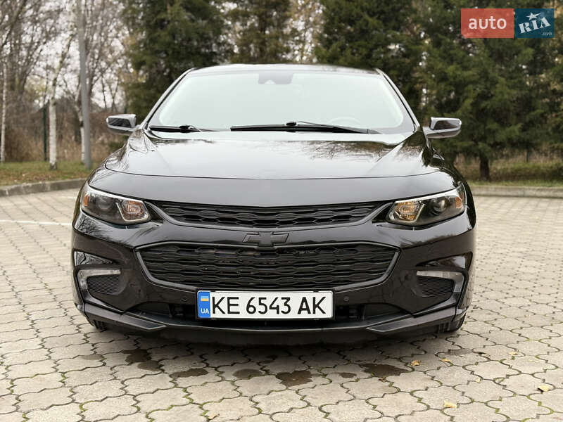 Седан Chevrolet Malibu 2018 в Павлограде