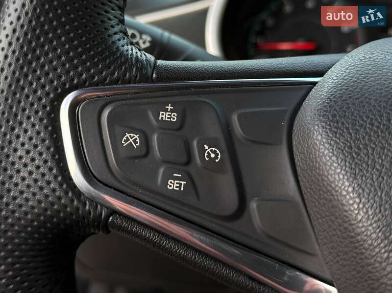 Седан Chevrolet Malibu 2020 в Киеве