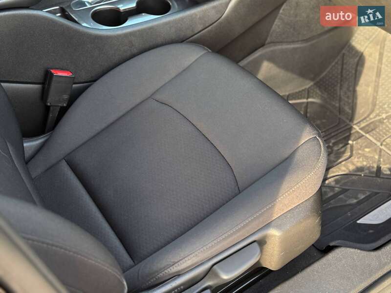 Седан Chevrolet Malibu 2020 в Киеве