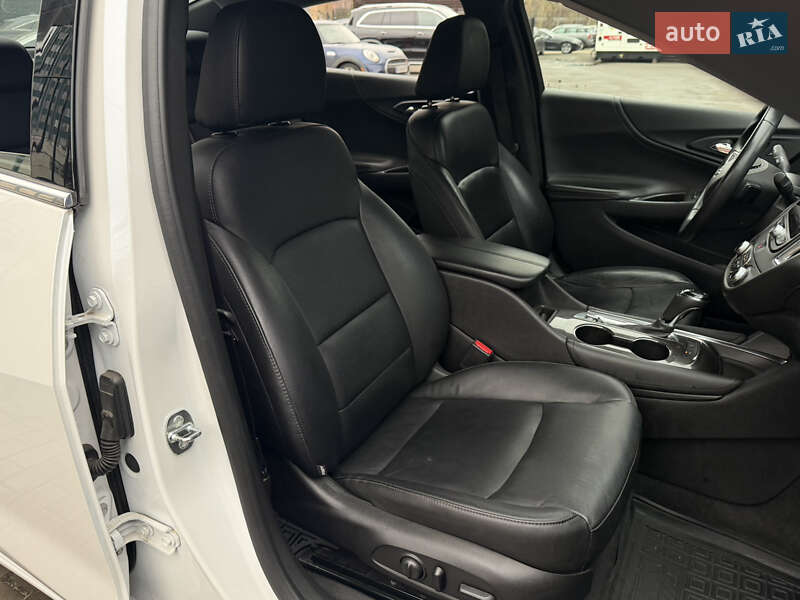 Седан Chevrolet Malibu 2016 в Києві