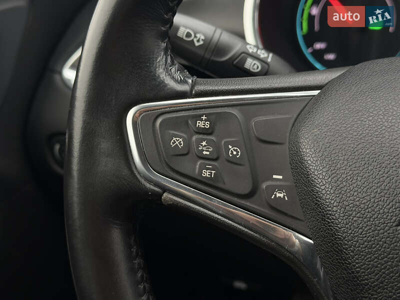 Седан Chevrolet Malibu 2016 в Києві