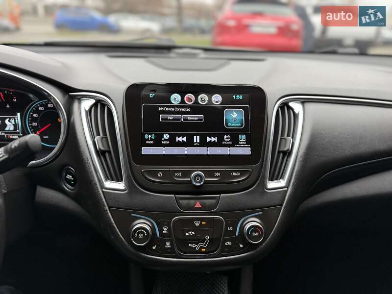 Седан Chevrolet Malibu 2016 в Киеве