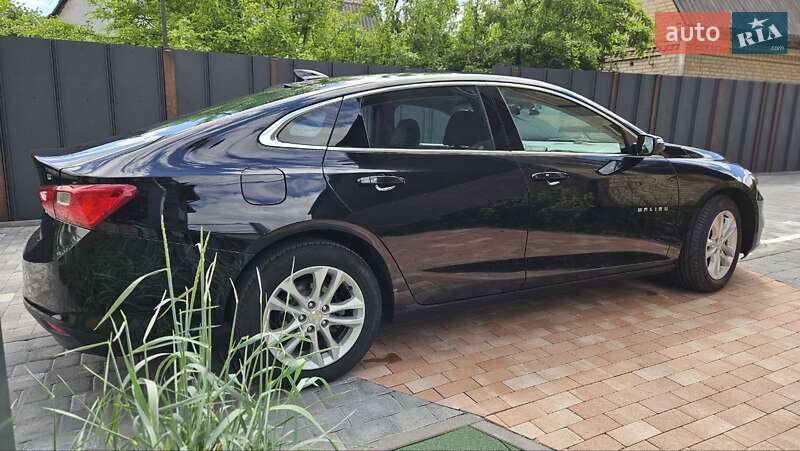Седан Chevrolet Malibu 2016 в Києві