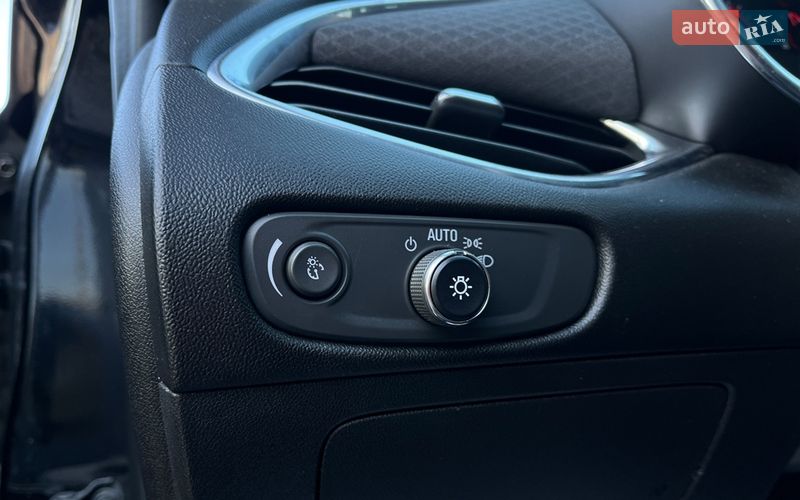 Седан Chevrolet Malibu 2017 в Коломые