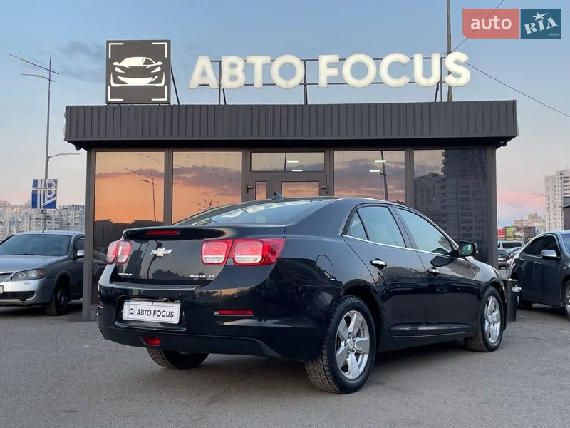 Седан Chevrolet Malibu 2012 в Киеве